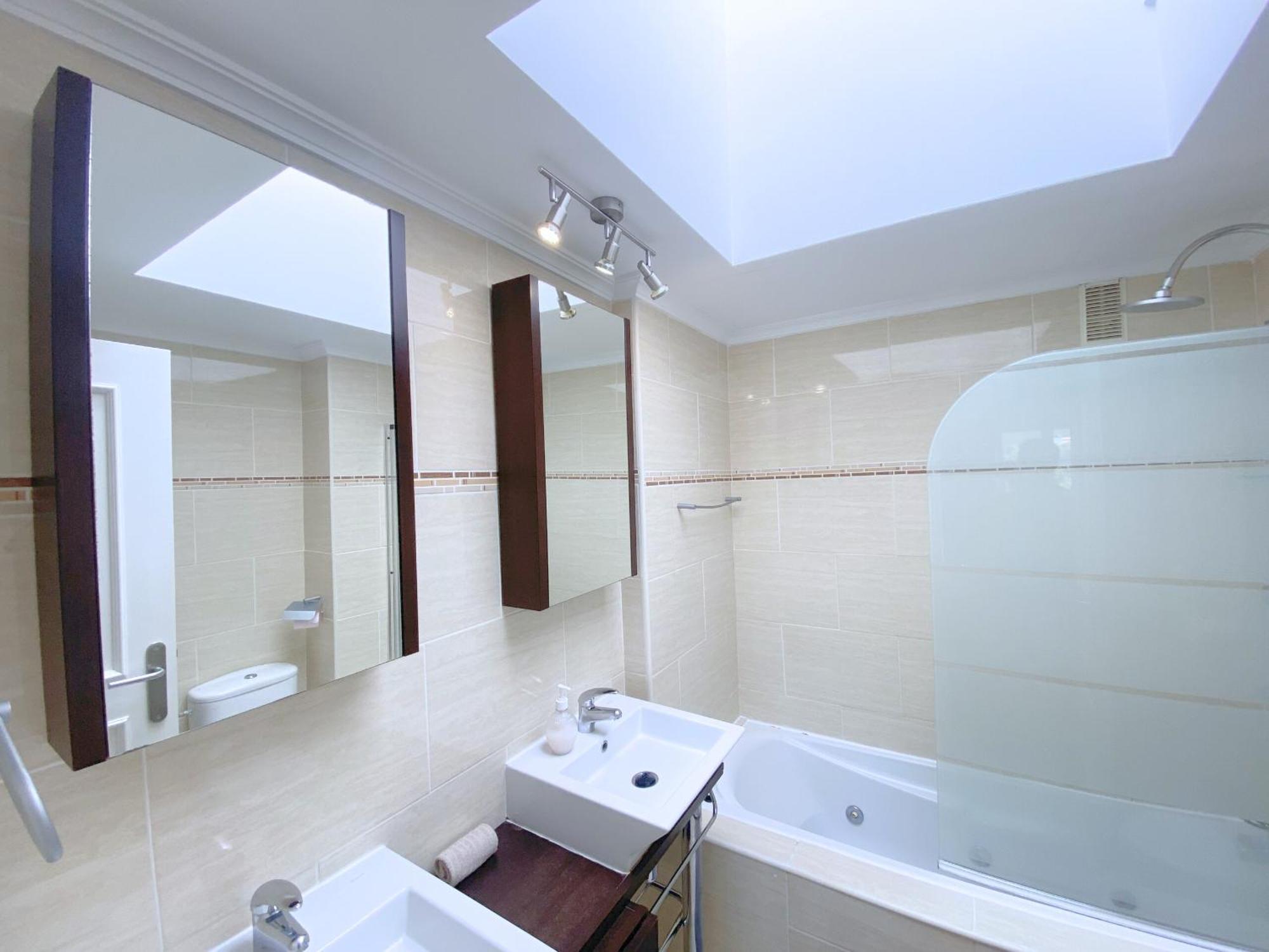 Harbour Penthouse With Big Terrace And Sea View Benalmádena