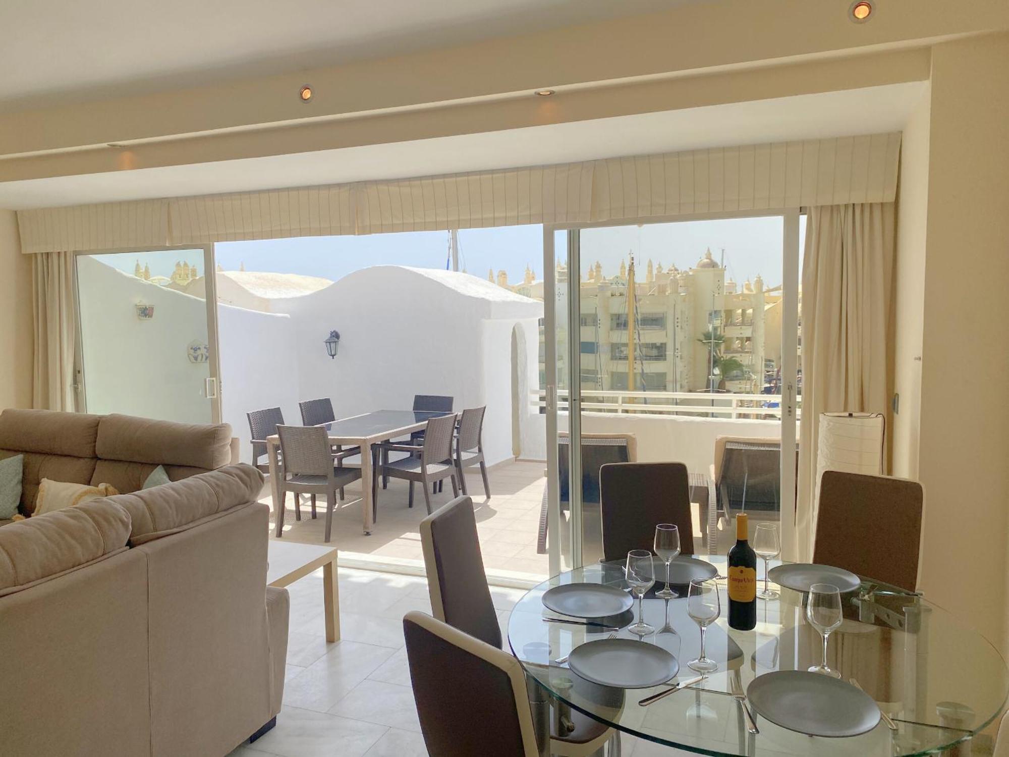 Harbour Penthouse With Big Terrace And Sea View Lejlighed