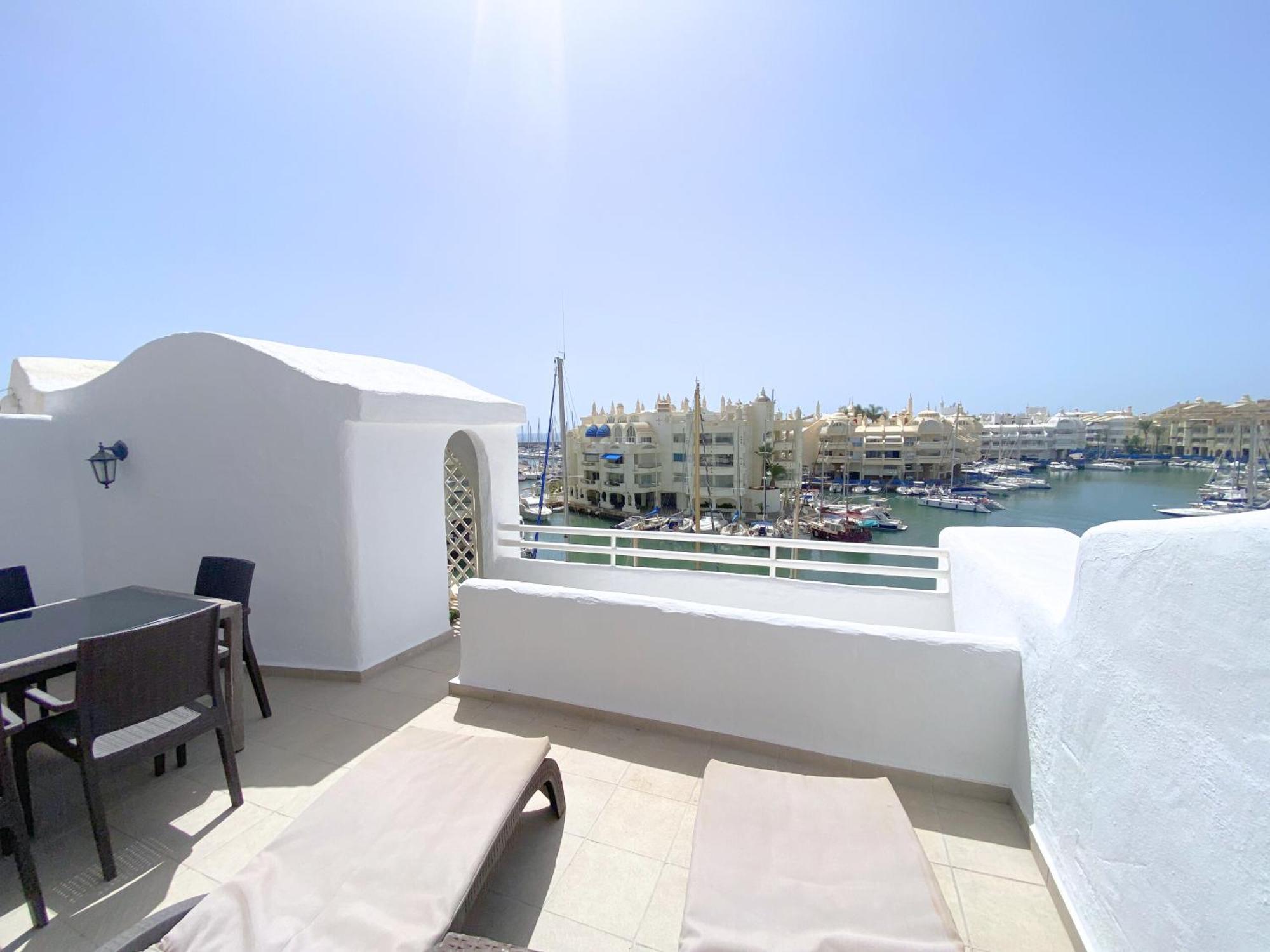 Harbour Penthouse With Big Terrace And Sea View