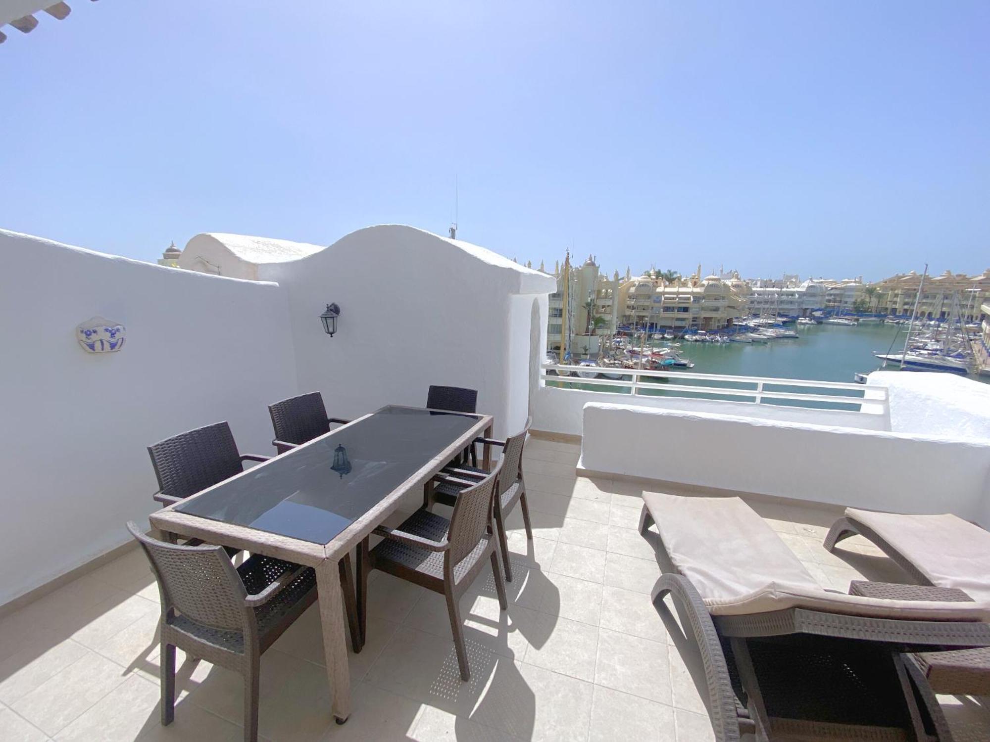 Harbour Penthouse With Big Terrace And Sea View Lejlighed Benalmádena